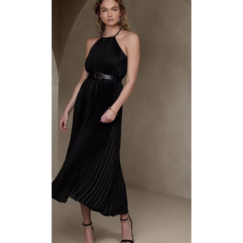 Banana Republic Black Halter Pleated Belted Maxi Dress Size Medium